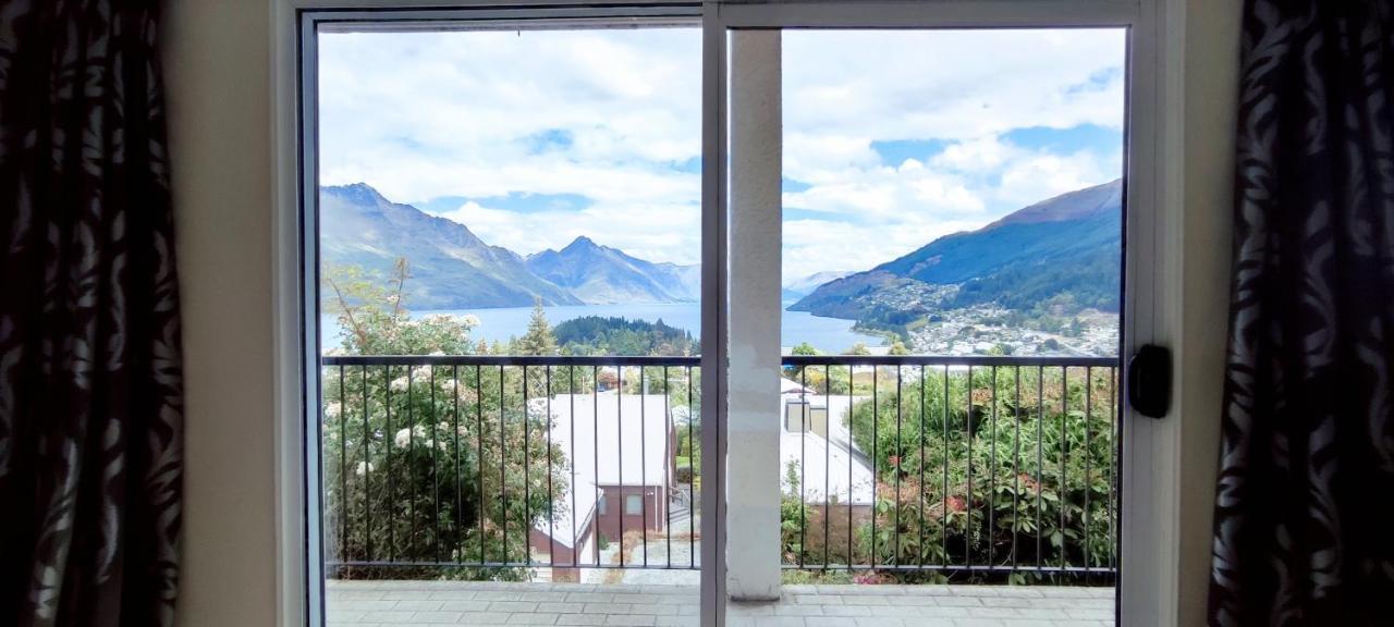 Beautiful Lake Views Apartment Queenstown Exterior photo